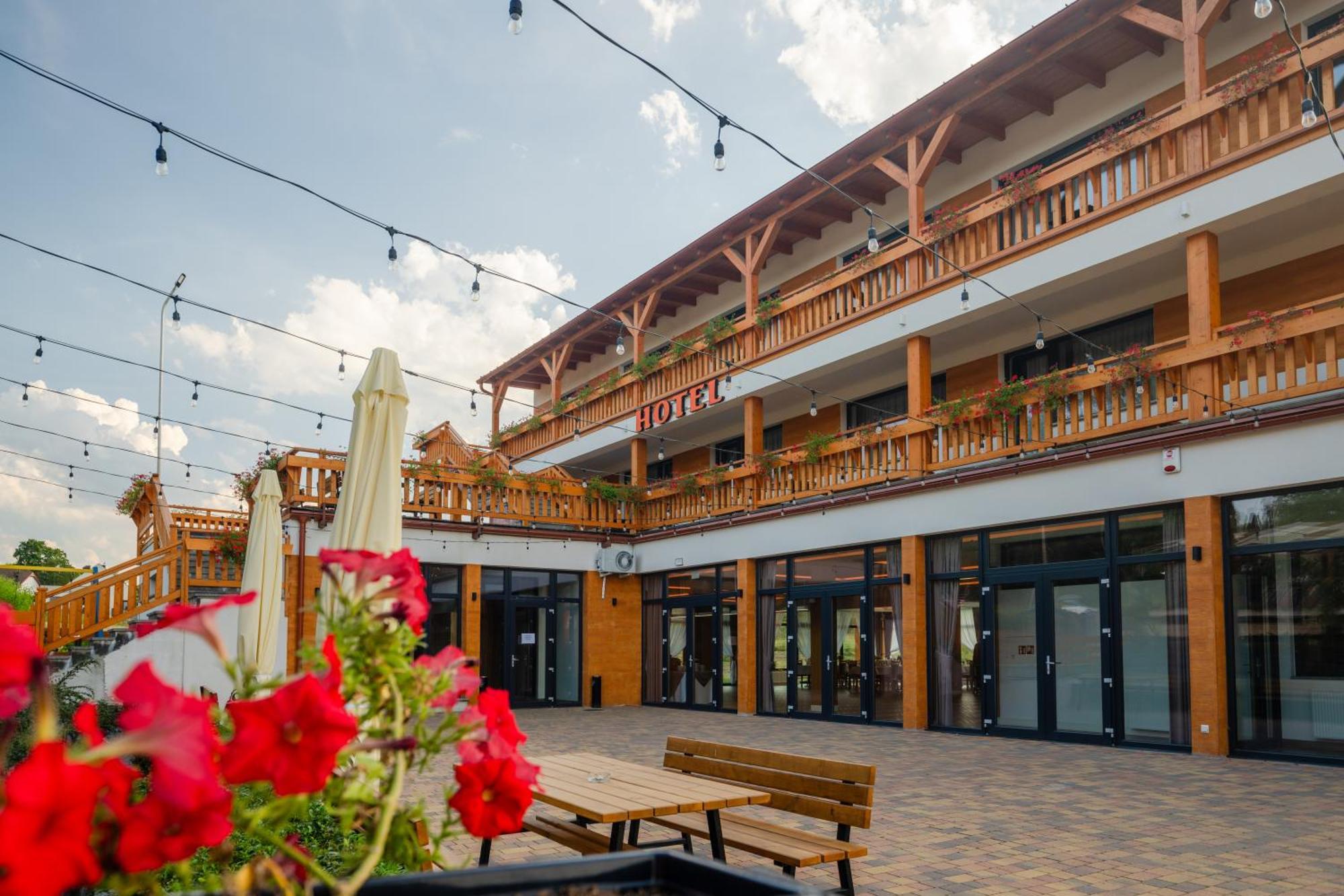 Mazurkowa - Z Widokiem Na Karkonosze I Sniezke, Darmowy Parking, Obok Restauracja Mazurkowa Chata Jelenia Góra Exteriör bild